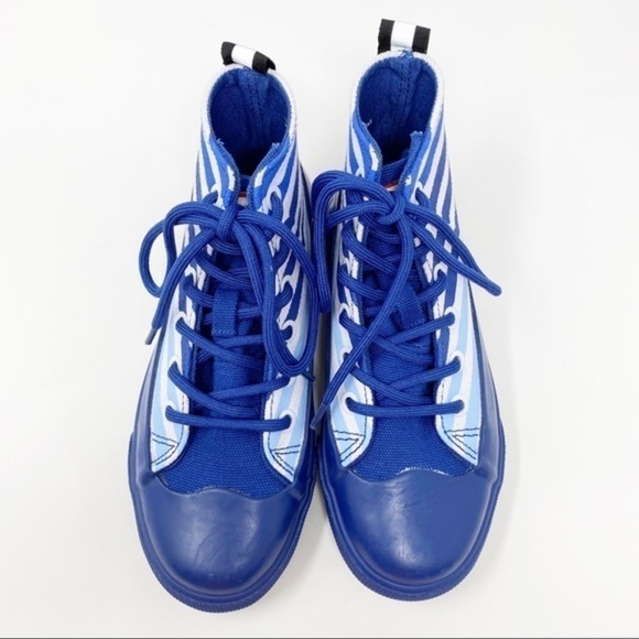 Hunter x Target Striped Dipped Canvas Sneakers - Picture 2 of 9